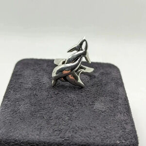 Dolphin  ring